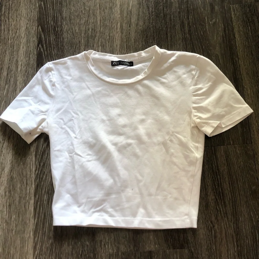 Zara White Cotton Blend Crop Baby Tee Crop Top XS